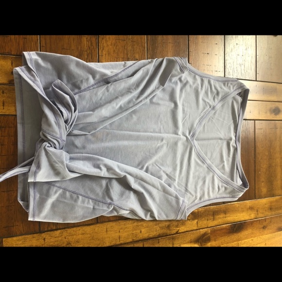 Lululemon tank tops - Picture 7 of 8